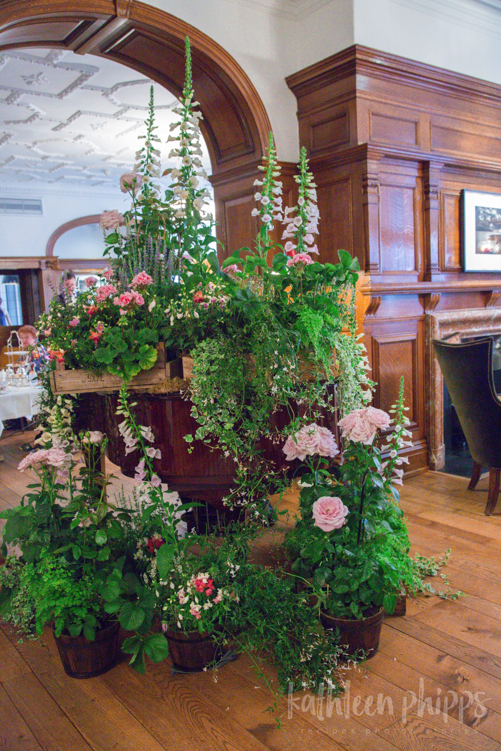 Floral arrangement in the foyer of Brown’s Hotel
